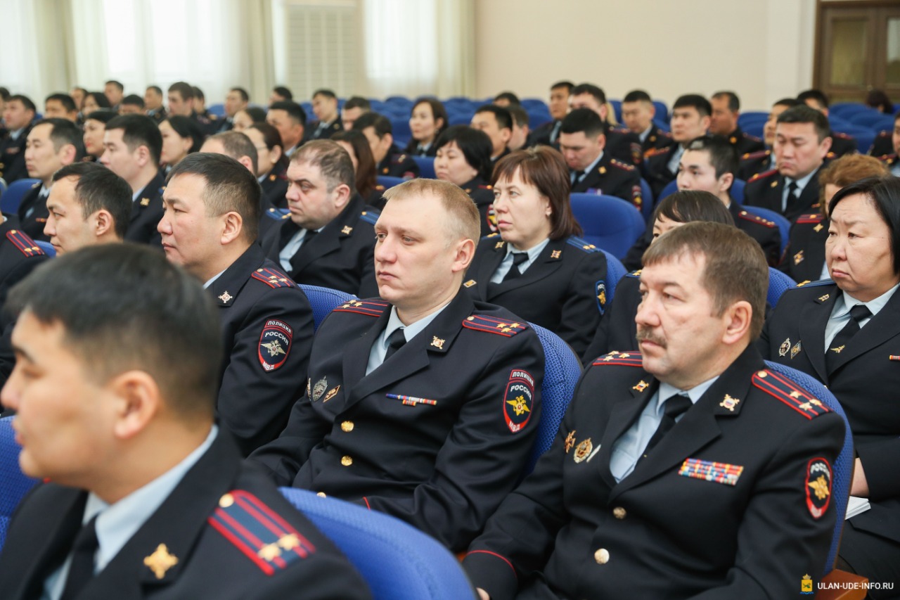 Полиция улан удэ. Полицейский Улан Удэ. Семенов начальник УМВД Улан-Удэ. БСП УМВД Улан-Удэ.