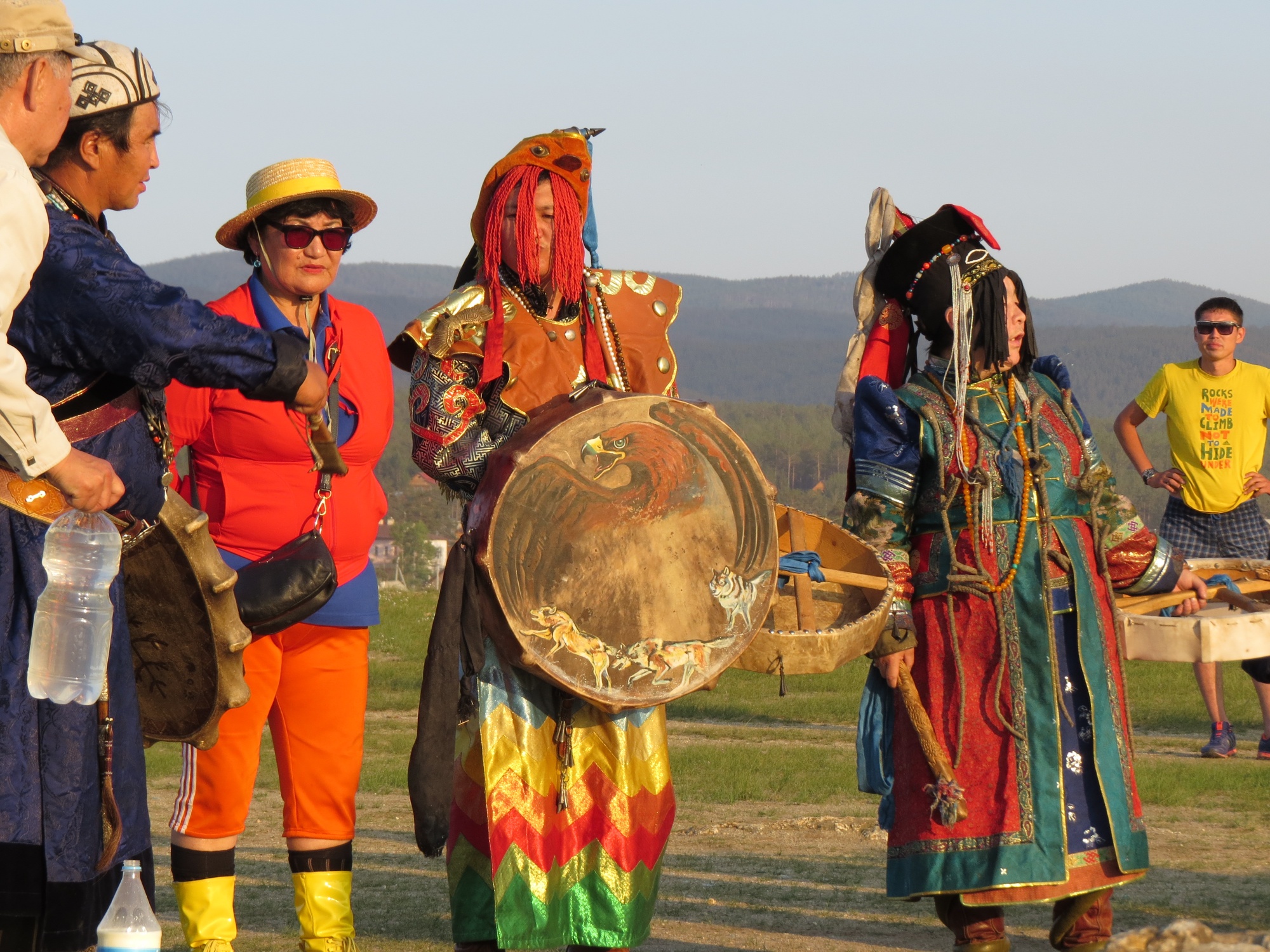 Монгол шаман