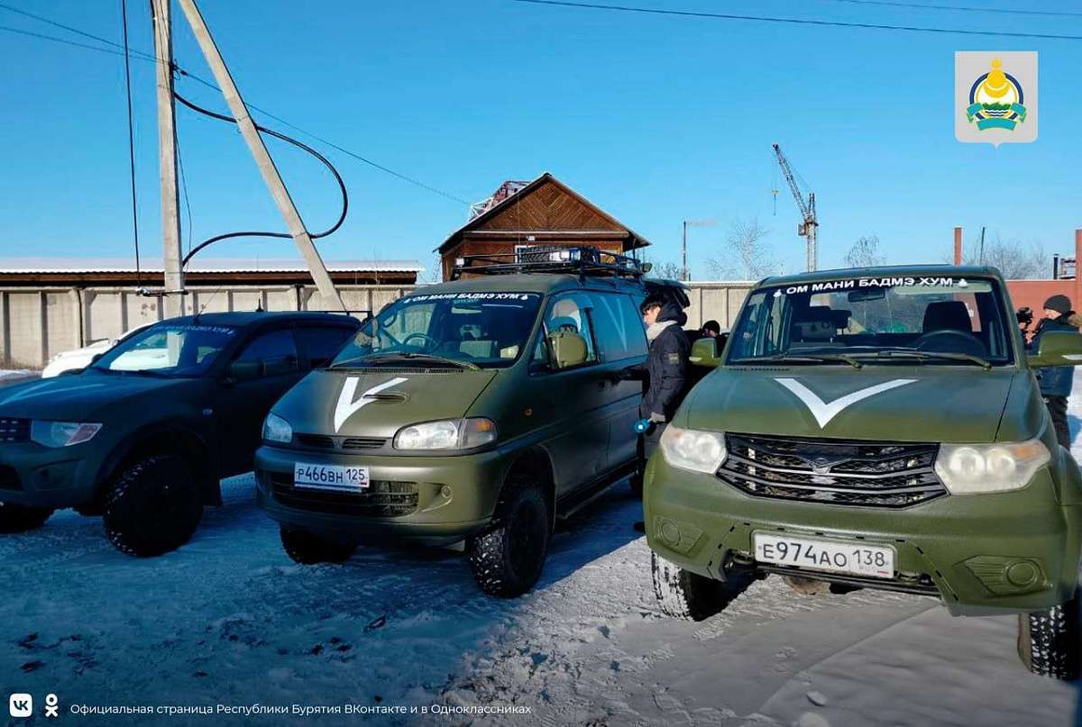 Еще четыре автомобиля отправила Бурятия в зону СВО